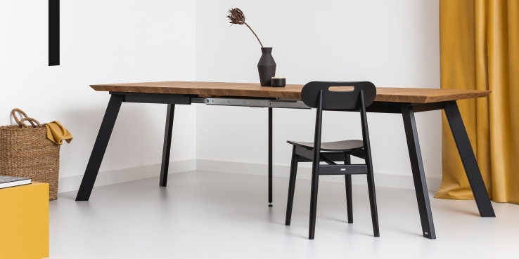 Designer Esstisch von take me HOME - artigo.at