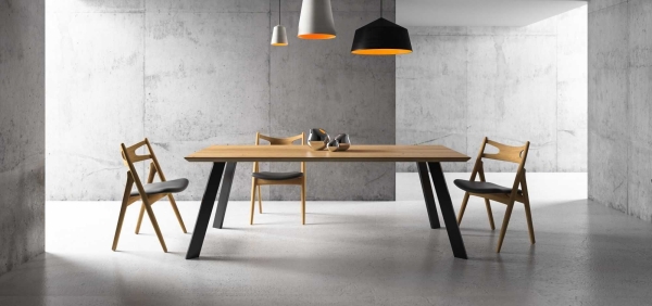 Esstisch Holzplatte Metallbeine